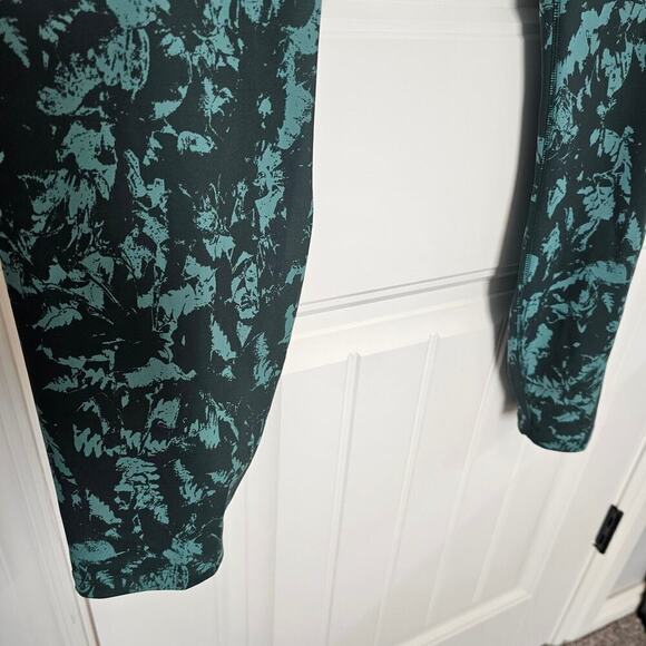 Nike Leggings Women Size XXL High Rise 7/8 Green Abstract Fitted Gym Workout - Picture 4 of 11